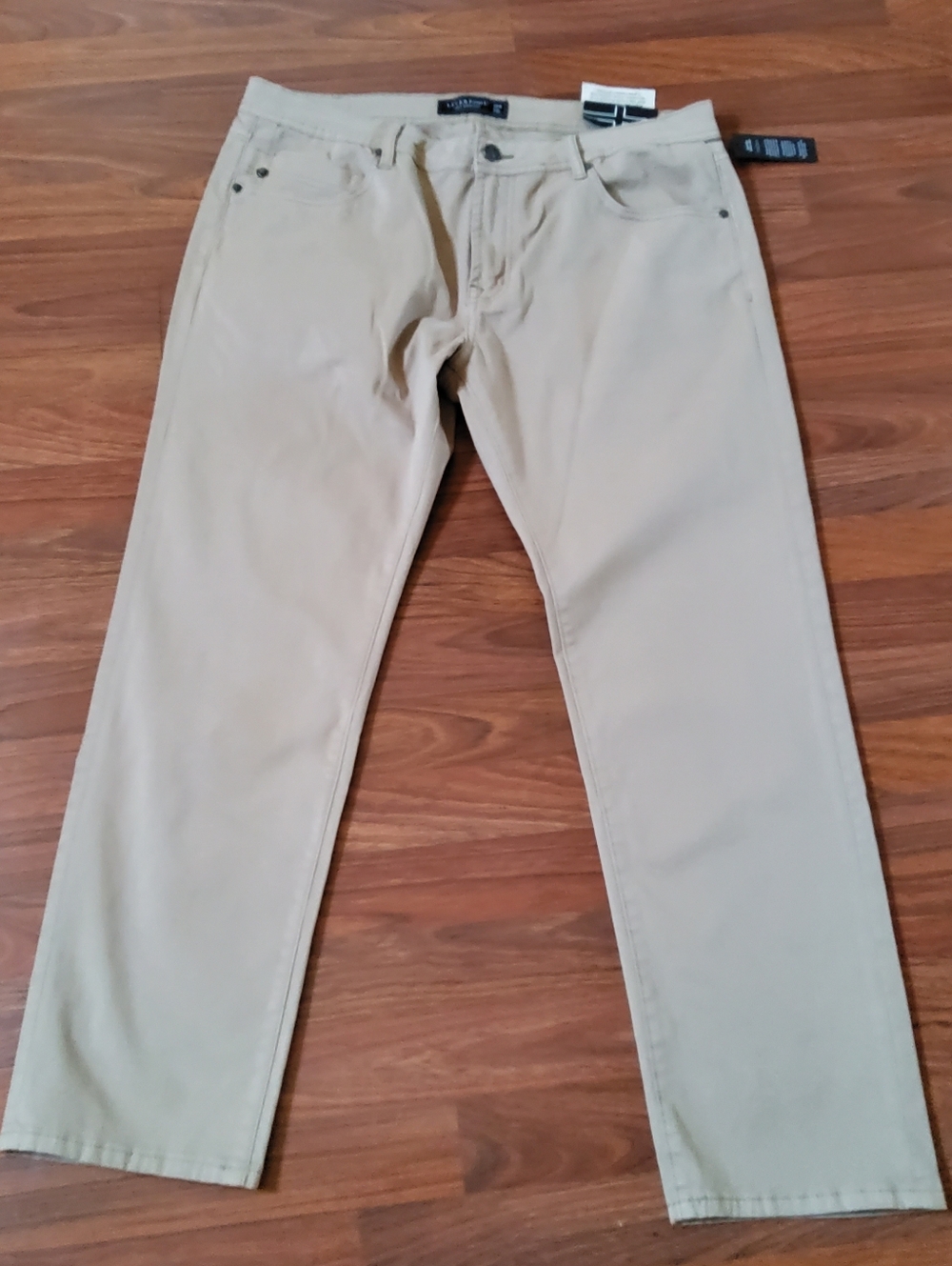 Liverpool Regent Relaxed Straight Chino Size 38x30 NWT Tan